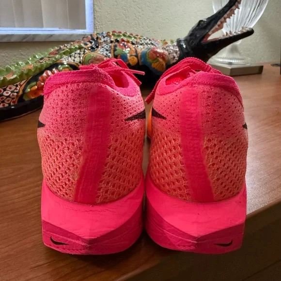Nike ZoomX VaporFly Next%3 - Picture 5 of 8